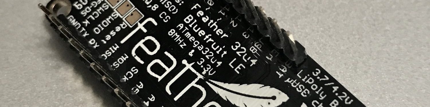 Produktbild von Adafruit Feather 32u4 Bluefruit – ATmega32u4, 3,3V, 8 MHz – Arduino-kompatibel – Ideal Für IoT-Projekte